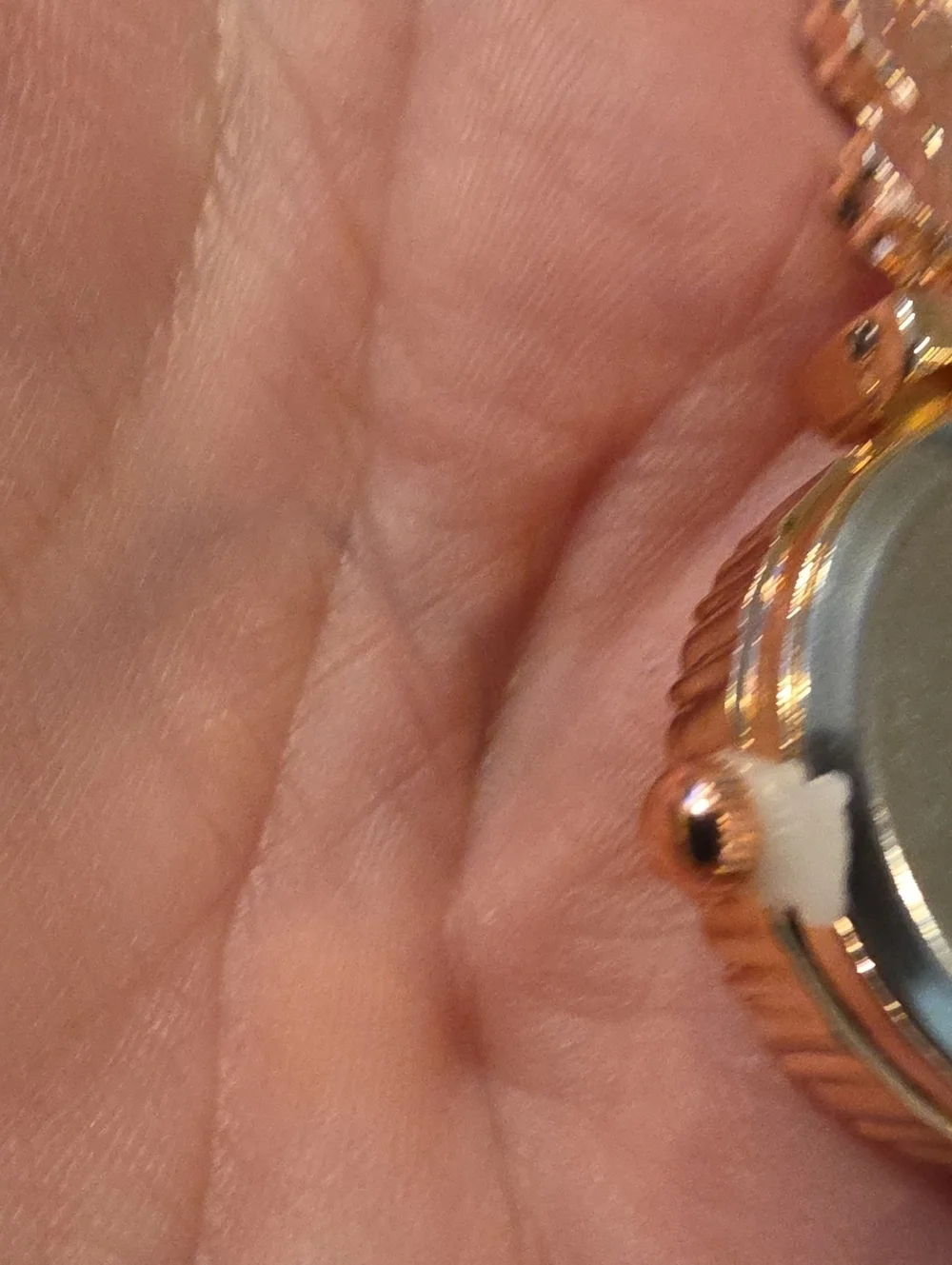 New! Gold Pink Crystal Women's Bracelet Watch - Quartz • (1035) NWOT